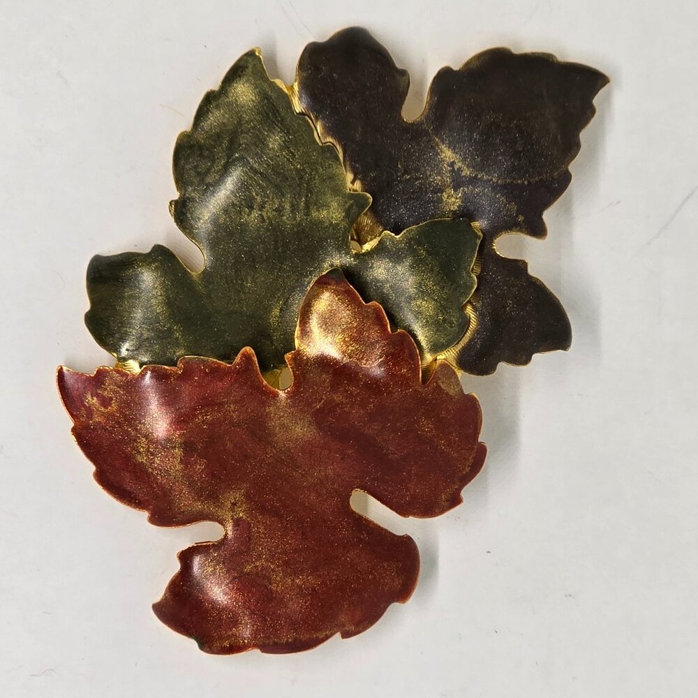 Vintage‎ Maple Leaf Brooch Gold Tone Enamel Fall Autumn Nature Pin 3”